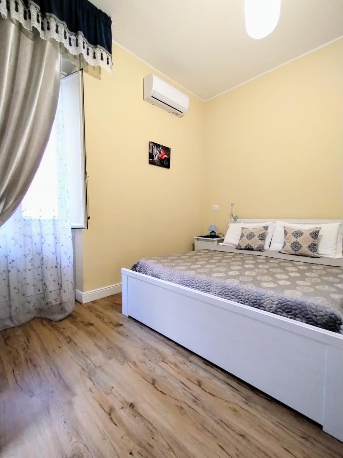 Al Quadrato D'Oro Rooms Catania Ngoại thất bức ảnh